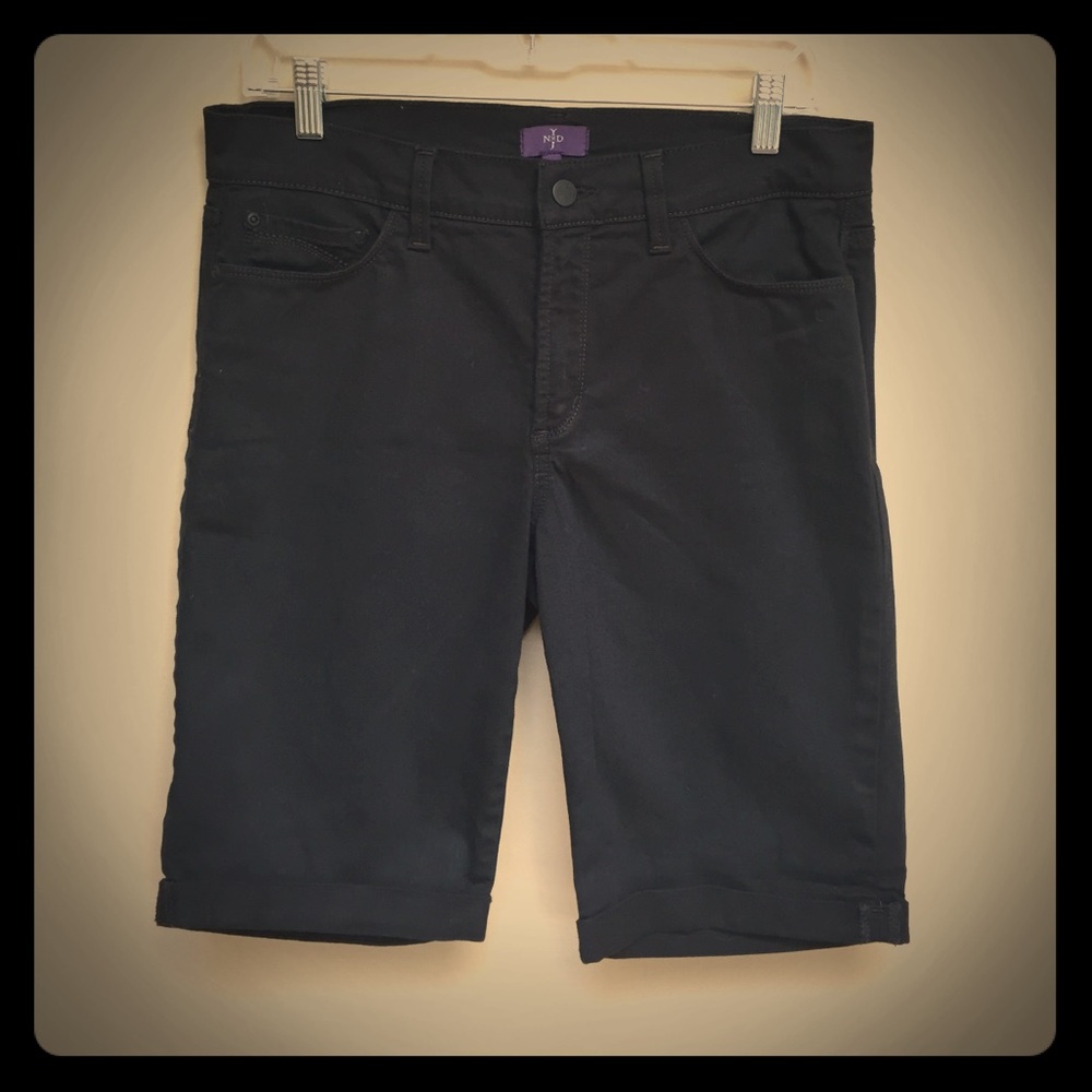 NYDJ black knee length shorts